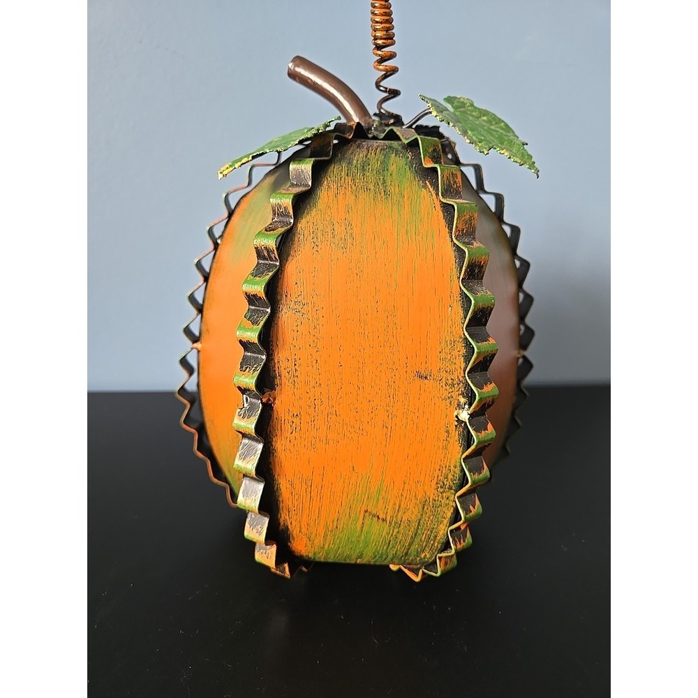 Metal Fall Harvest Pumpkin with Leaves ~ Tabletop‎ Centerpiece Home Decor - Picture 3 of 10